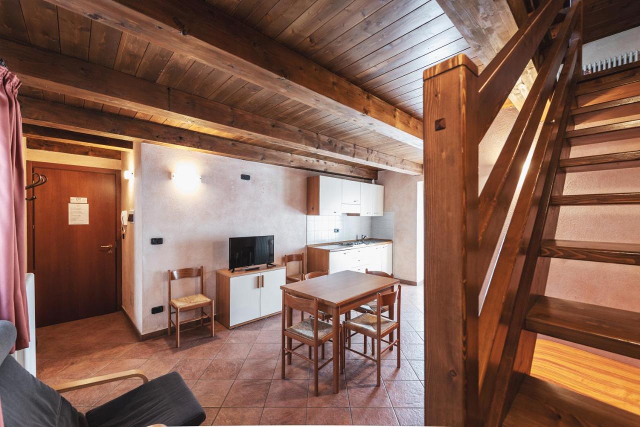 Residence La Tana Del Ghiro Bardonecchia Ngoại thất bức ảnh